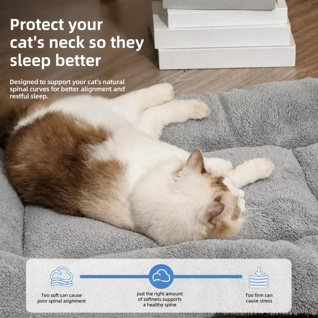 Cozy Winter Bed for Dogs and Cats